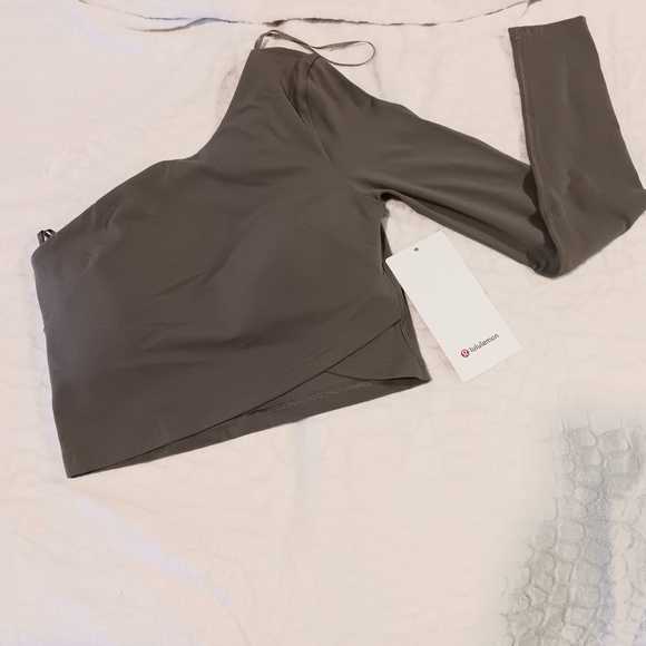 lululemon Align Asymmetrical Long-Sleeve Shirt - Picture 5 of 10